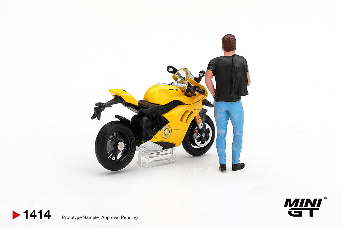 *PREORDER* MINI GT 1414 DUCATI PANIGALE V4 S GIALLO W/ FIGURE