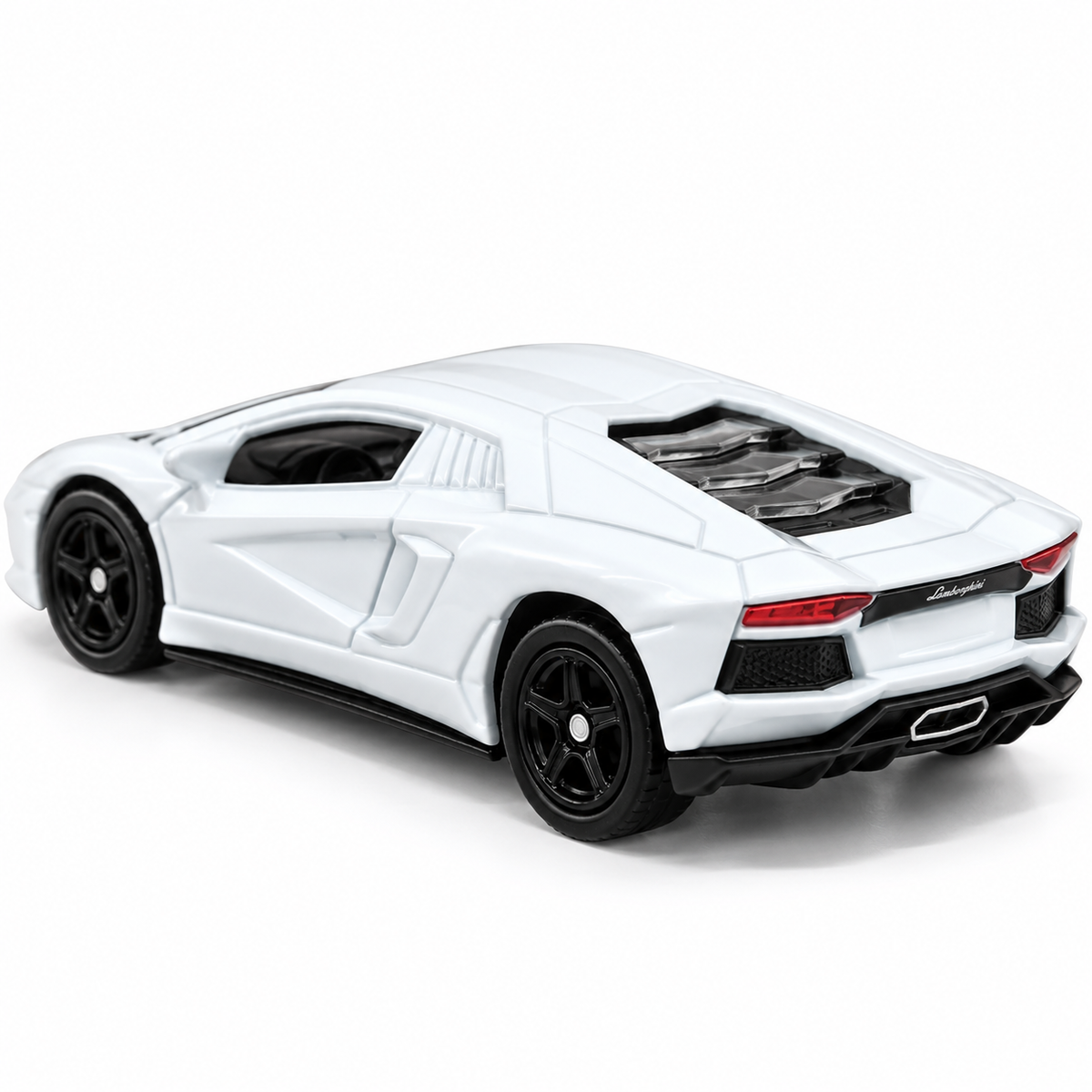 Welly Lamborghini Aventador LP700-4 White Die-Cast Model Car