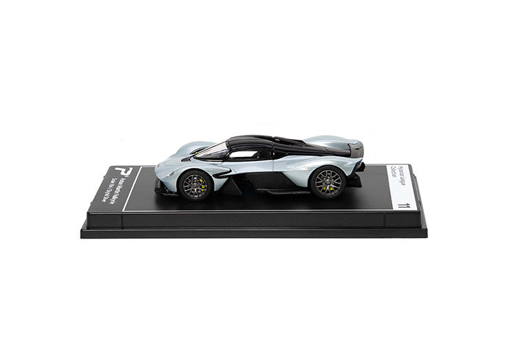 Poster Cars- H11 - Aston Martin Valkyrie (Skyfall Silver)