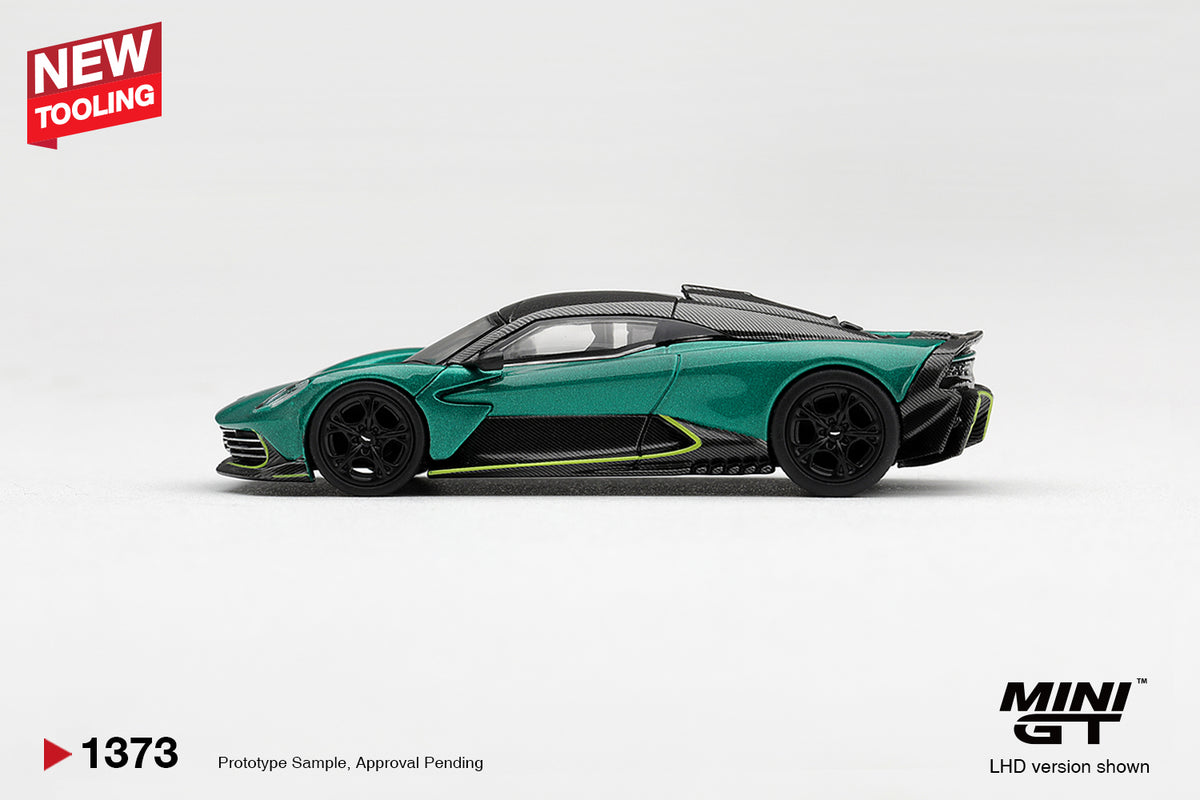 *PREORDER* BLISTER MINI GT 1373 ASTON MARTIN VALHALLA PODIUM GREEN