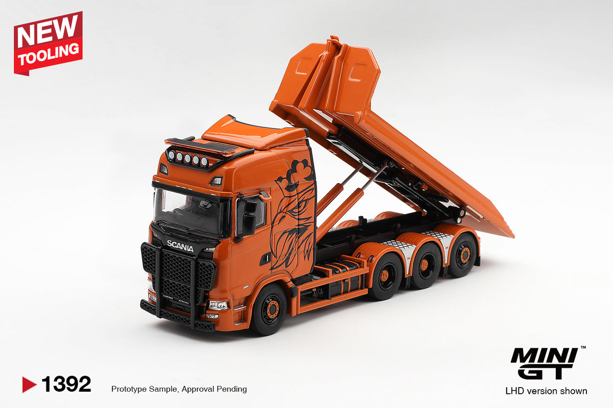 *PREORDER* MINI GT 1392 SCANIA 770S B8X4NA HOOKLIFT FLATBED ORANG