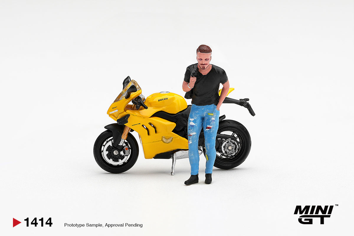 *PREORDER* MINI GT 1414 DUCATI PANIGALE V4 S GIALLO W/ FIGURE