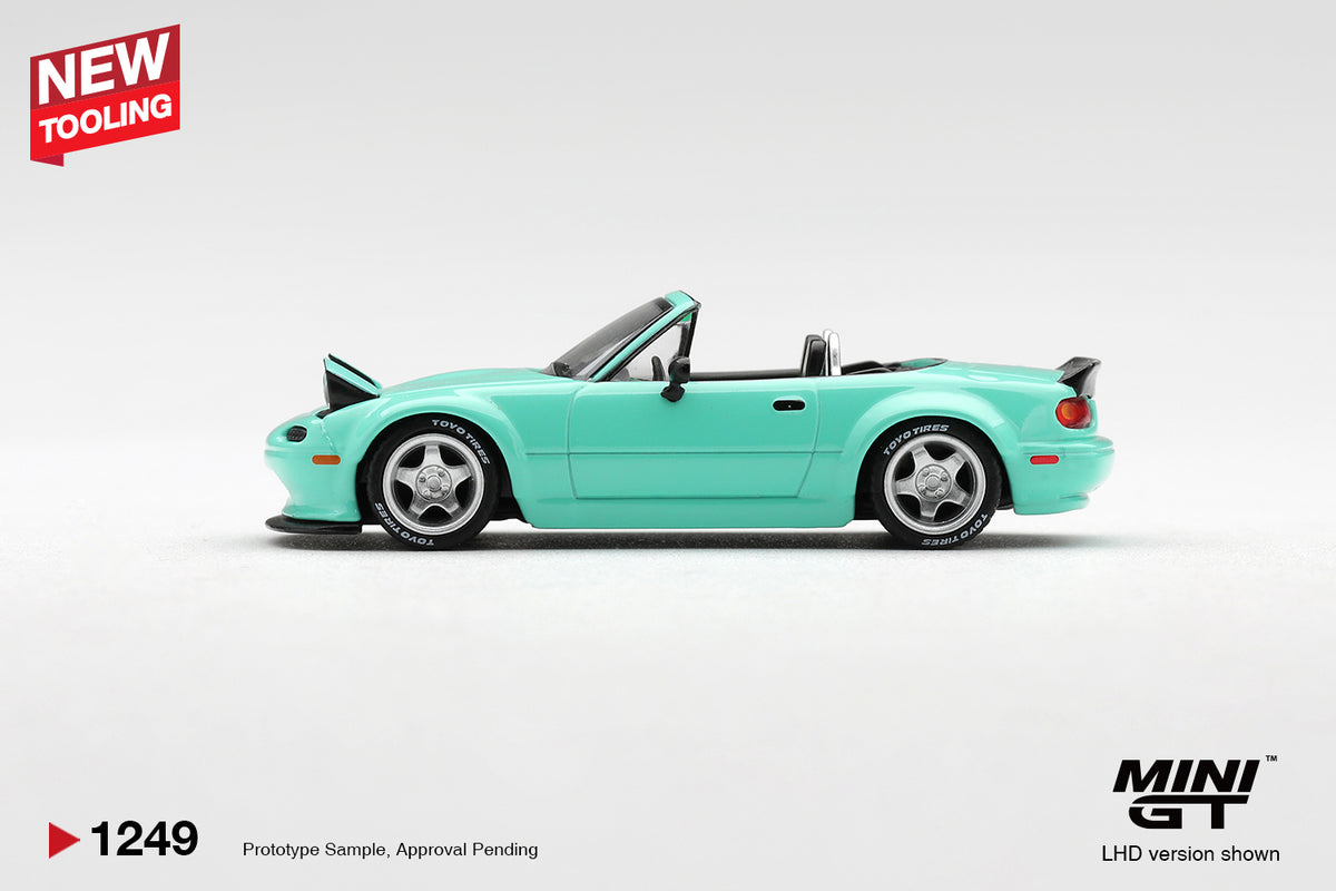 MINI GT 1249 Mazda MX-5 (NA) Pandem Mint Green