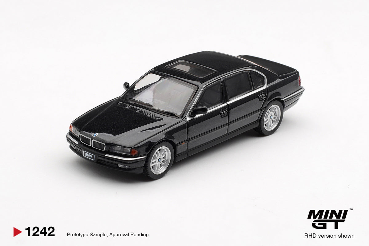 MINI GT 1242 BMW 750IL Black Sapphire