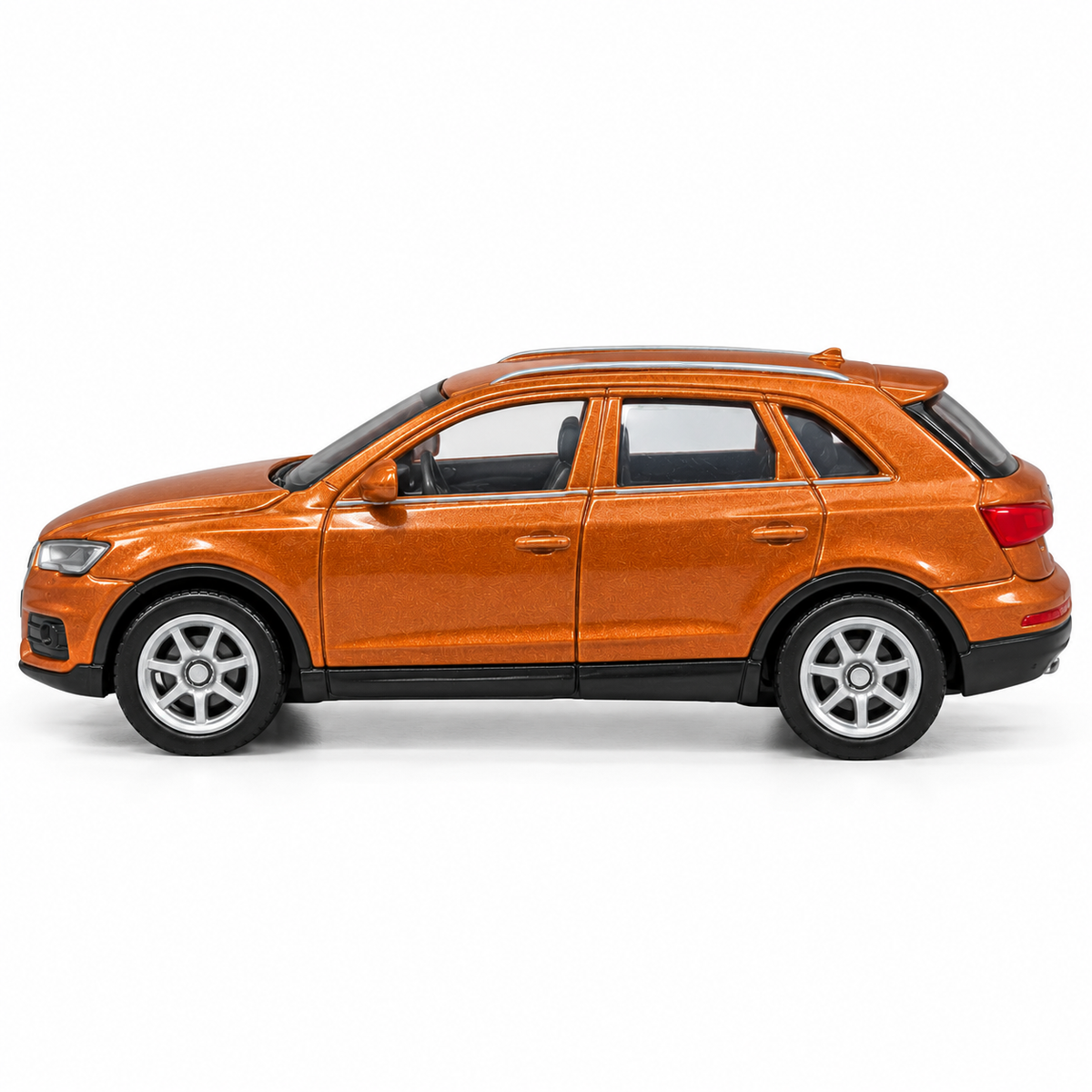 Welly Audi 2013 Q3 Metallic Orange Die-Cast Metal Model Car
