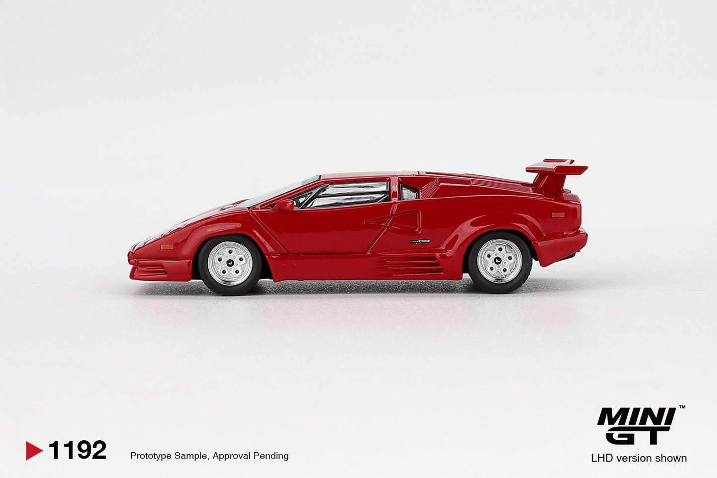 MINI GT 1192 Lamborghini Countach 25th Anniversary Red