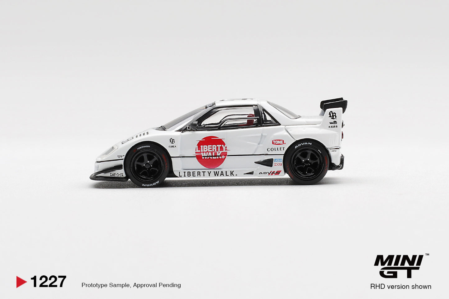 MINI GT 1227 Mazda AZ-1 Liberty Walk LB40 LB-Hinomaru