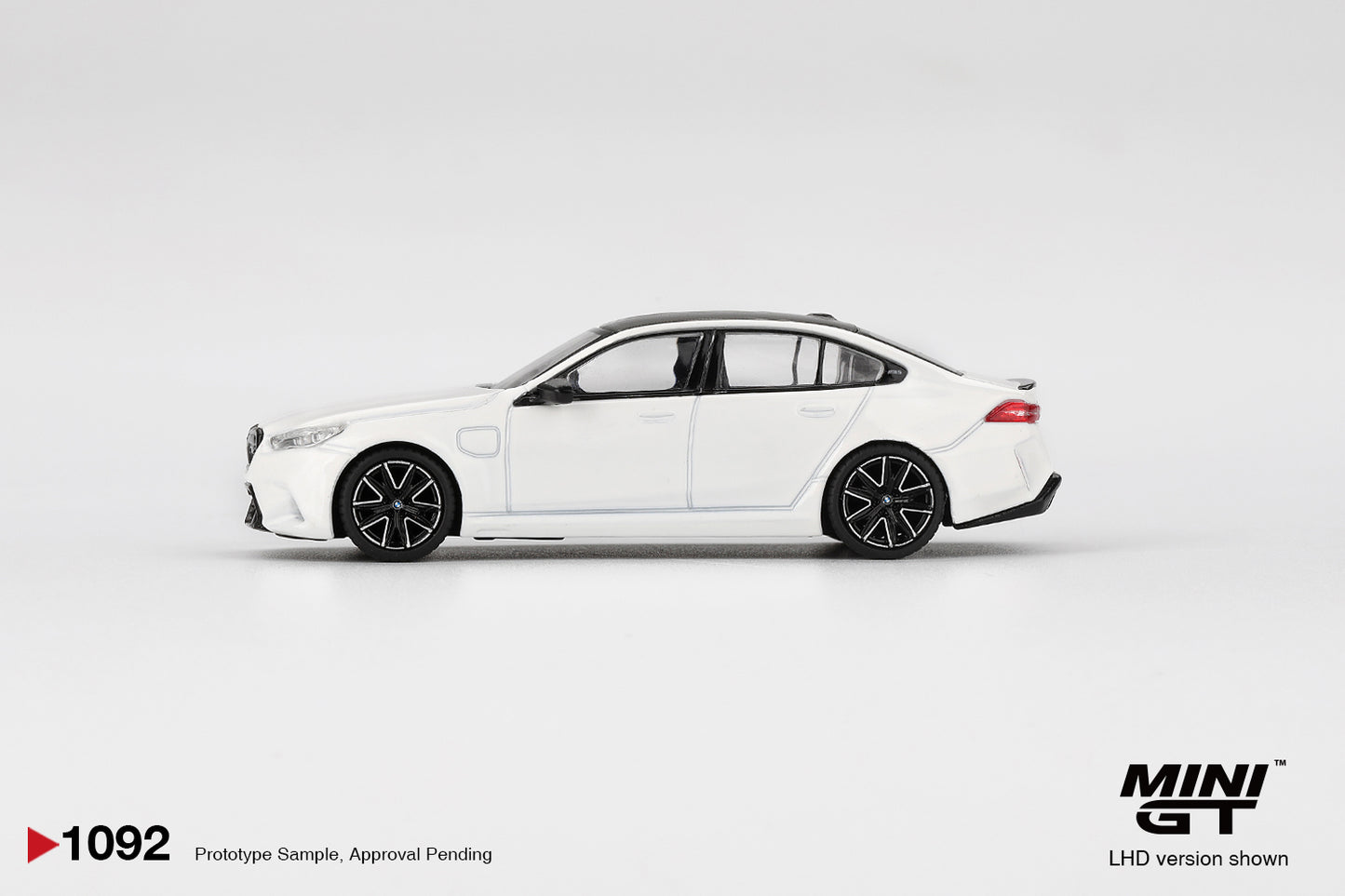 *Pre-Order* MINI GT 1092 BMW M5 Alpine White