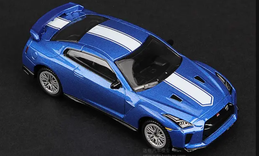 CCA 1:64 NISSAN GT-5 (R35)