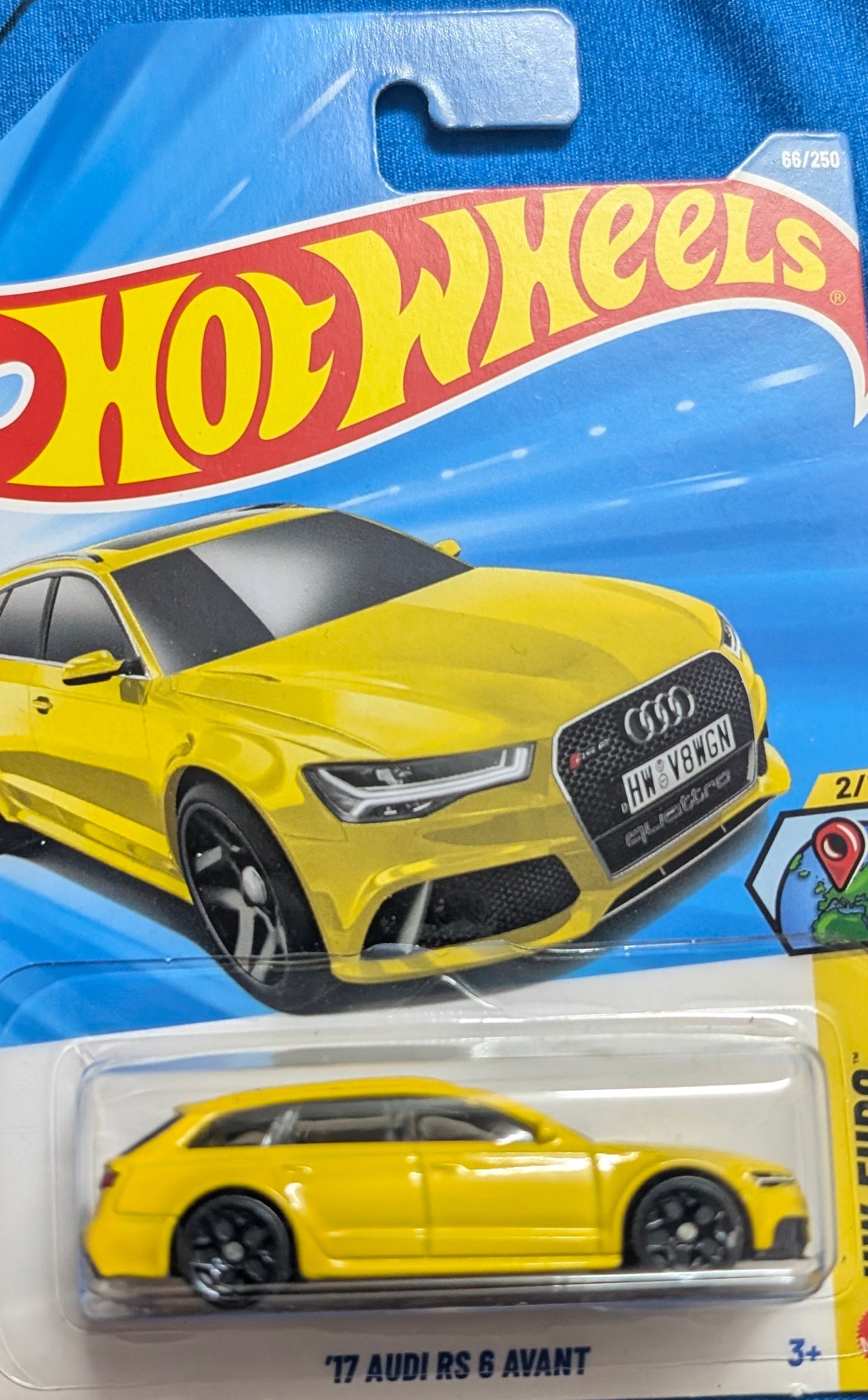 Imported Hotwheels 17 Audi RS 6 AVANT