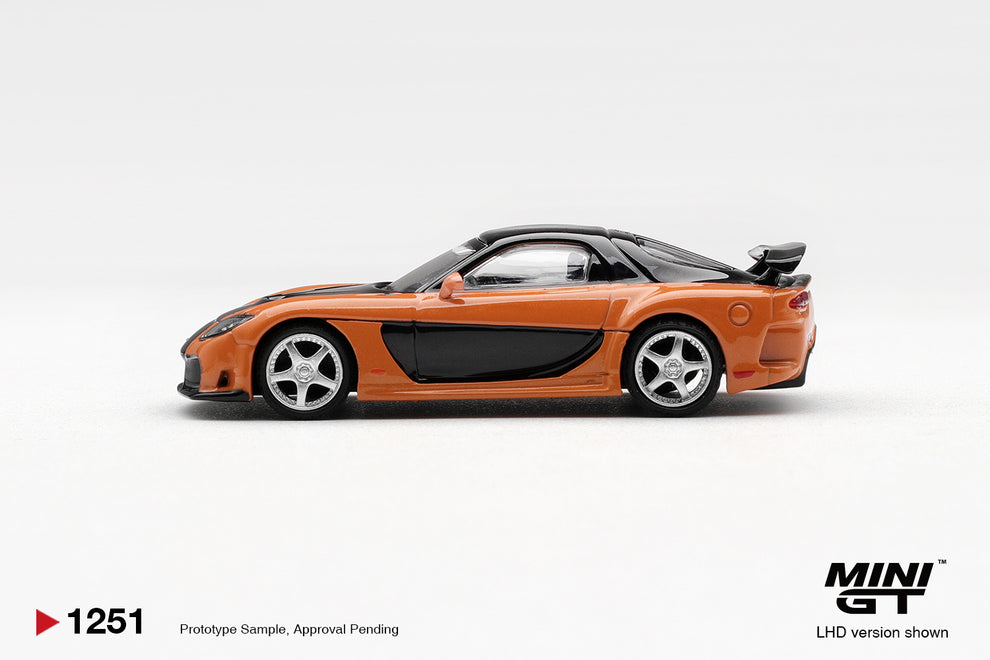 * PRE ORDER * MINI GT X FAST & FURIOUS #1251 Mazda RX-7 VeilSide Fortune "The Fast and the Furious: Tokyo Drift" Han Seoul-Oh